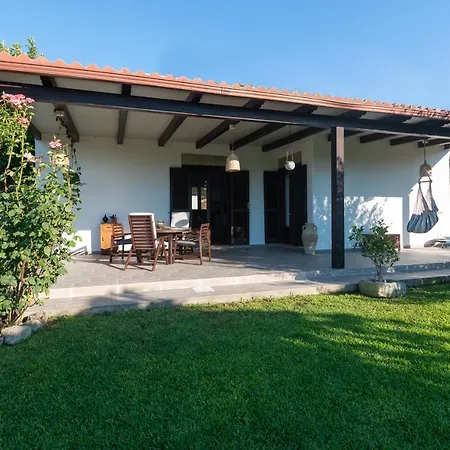 Il Mandorlo With Garden And Terrace In Forio D'ischia *