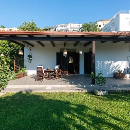 Il Mandorlo With Garden And Terrace In Forio D'ischia * Forio di Ischia